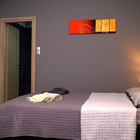 New Seafront Studio Guest House Анависос Екстериор снимка