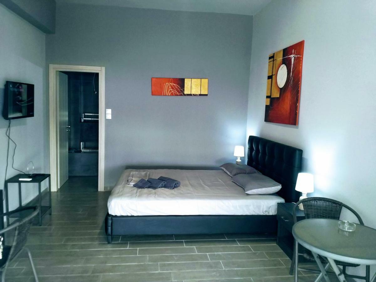 New Seafront Studio Guest House Анависос Екстериор снимка